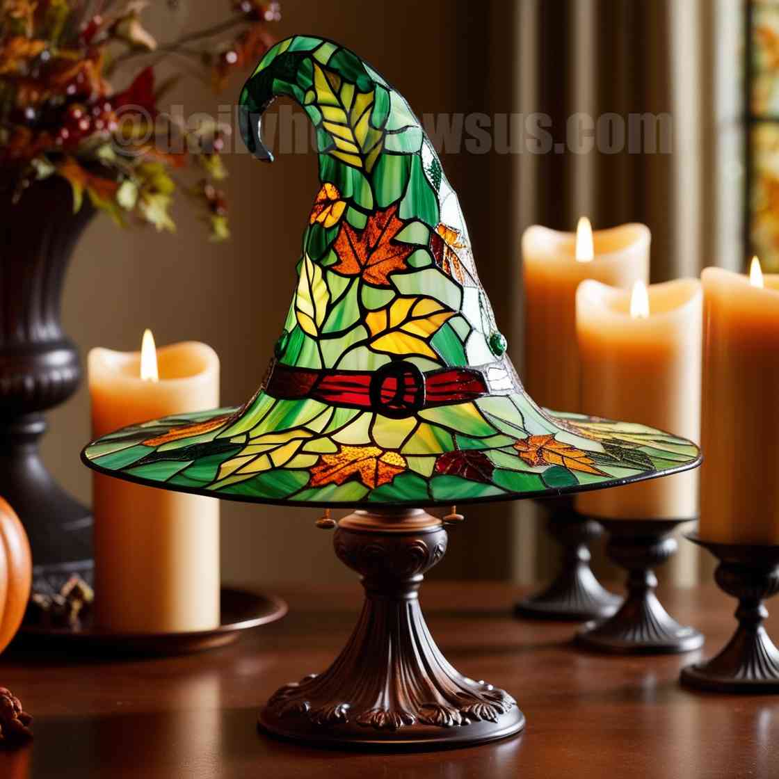 Verdant Witch Fall Lamp